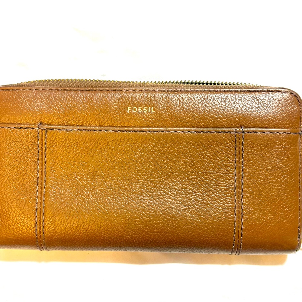 Fossil Tan Leather Wallet